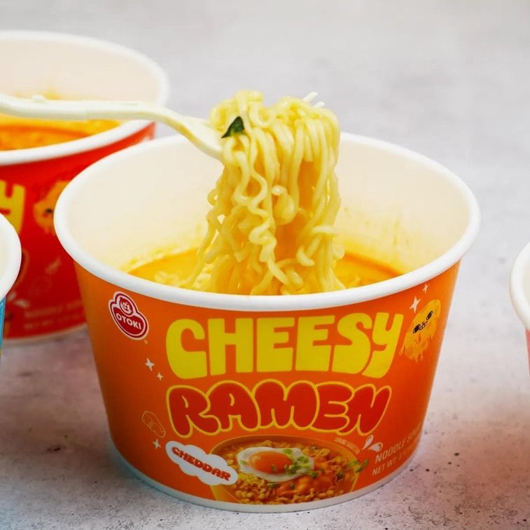 Cheesy Ramen Cheddar Flavor, Bowl, 3.17 oz