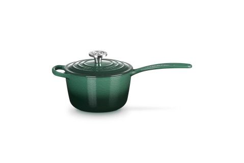 Signature Saucepan - Artichaut 1.75 qt. | Le Creuset