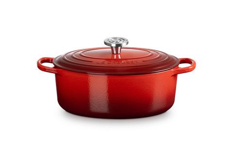 Signature Round Dutch Oven - Cerise 5.5 qt. | Le Creuset