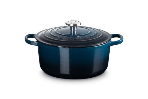 Signature Round Dutch Oven - Nuit 5.5 qt. | Le Creuset