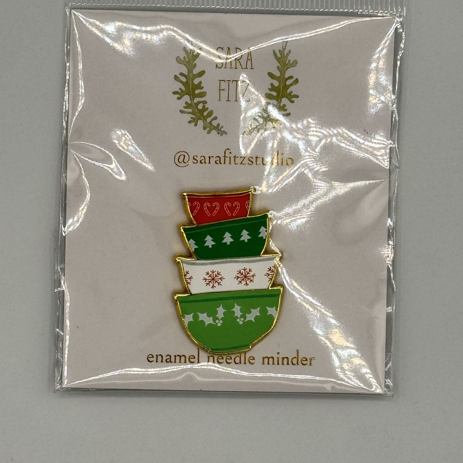 Mixing Bowls Needleminder