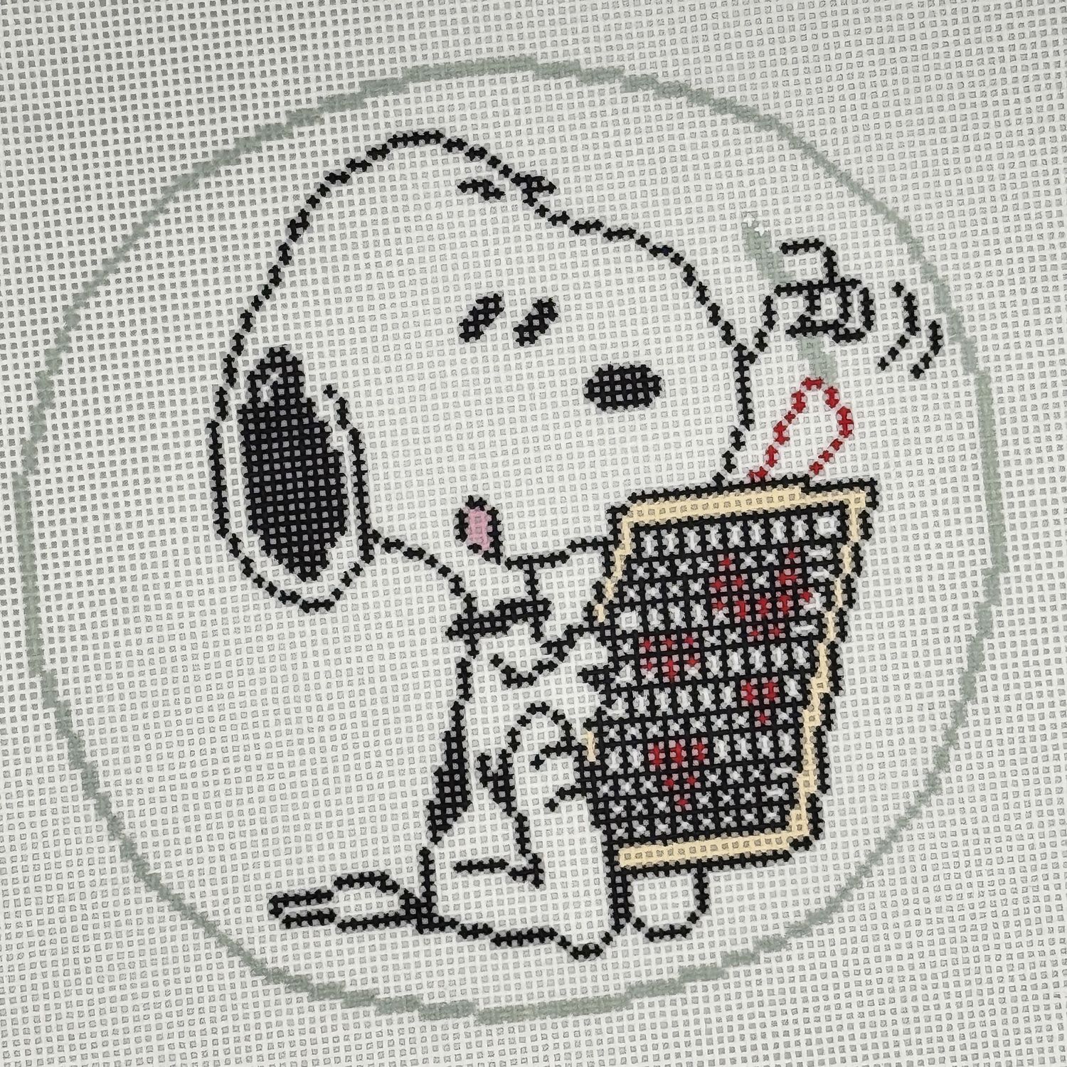 Snoopy Needlepointing