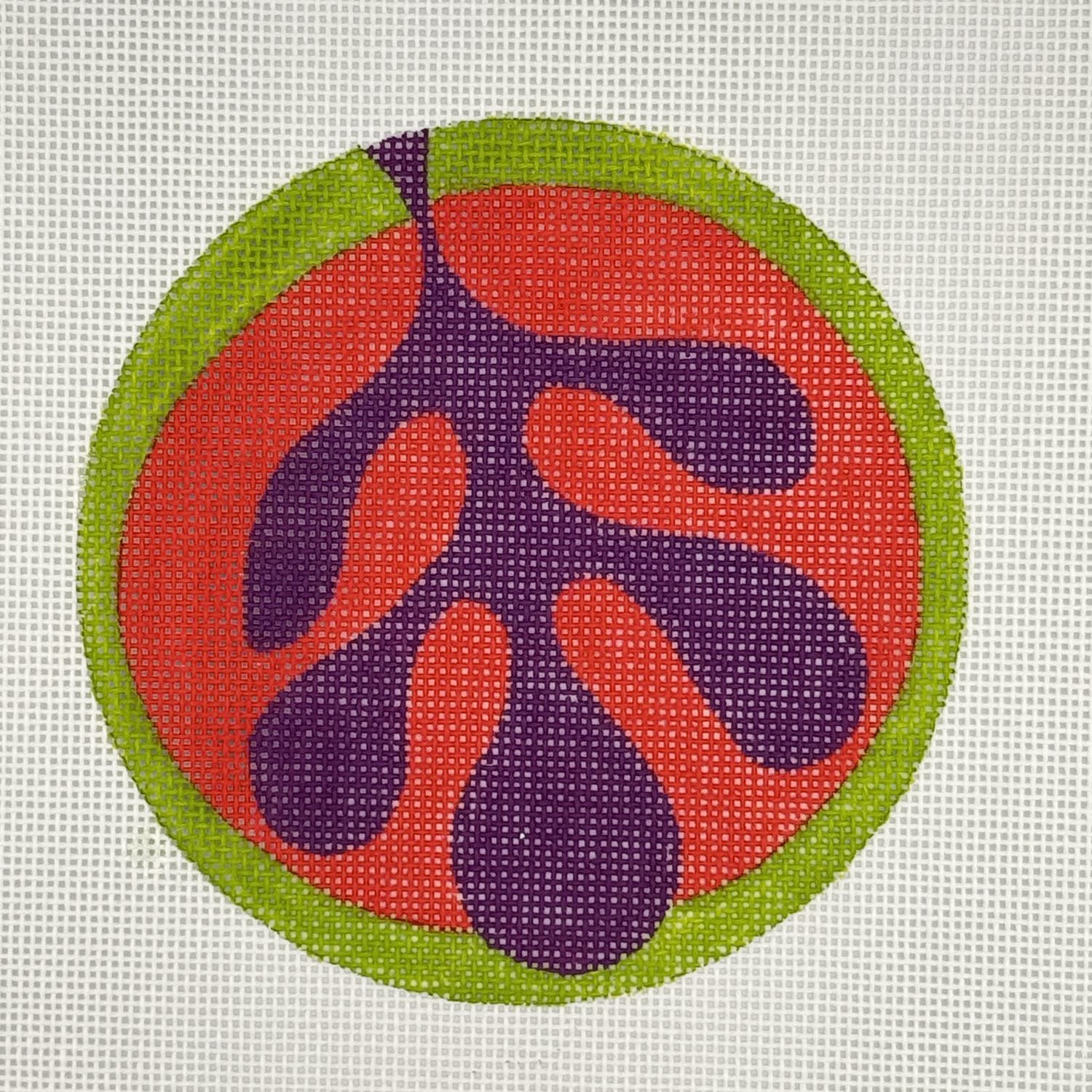 Oak Leaf Round