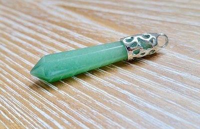 Money Magnet Stone Pendant &amp; Necklace | Green Aventurine