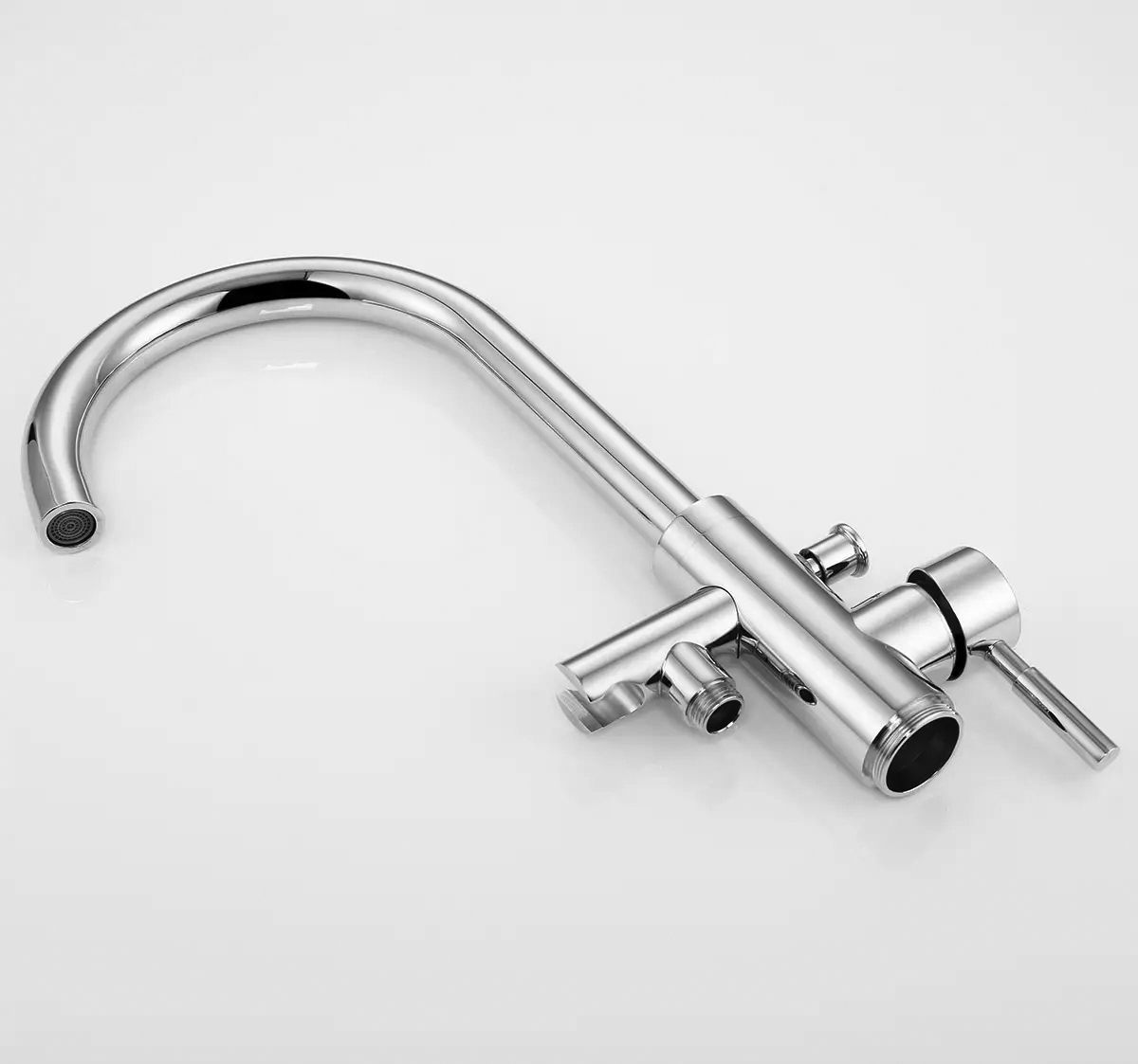 ROBINET DE BAIN SUR PIED AVEC DOUCHETTE - CHROME