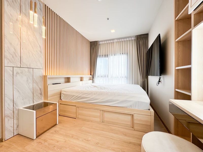 Metris Phatthanakan-Ekkami Condo For Sale
