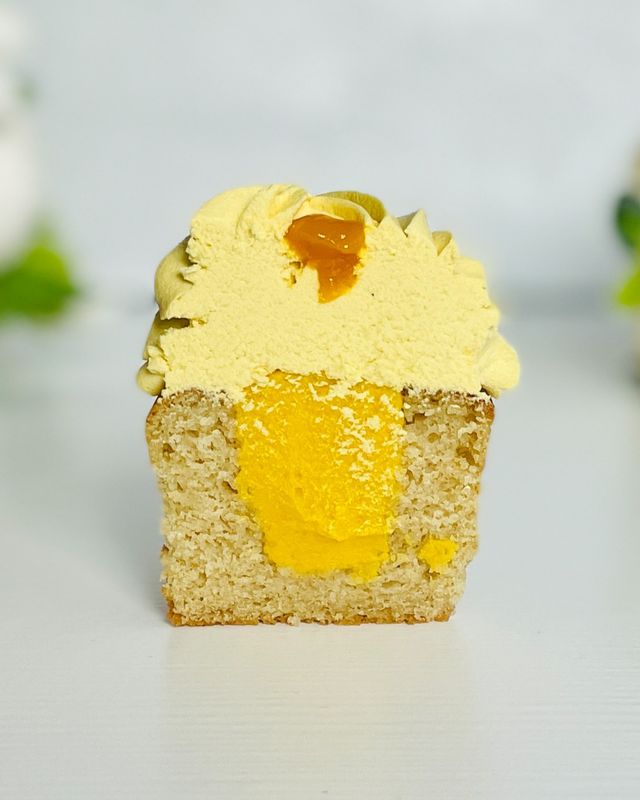 Wegański Zestaw babeczek Mango - Marakuja 12 szt. (cupcakes, muffiny)