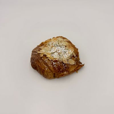 Chocolatine aux amandes