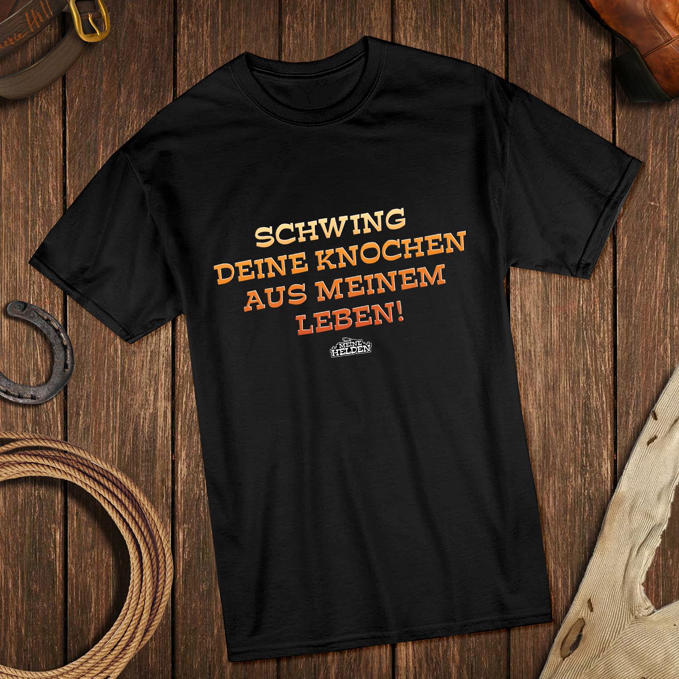 Schwing‘ deine Knochen aus meinem Leben! - Die besten Sprüche - T-Shirt (schwarz)