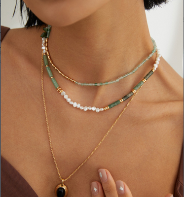 Verdant Grace Pearl Necklace