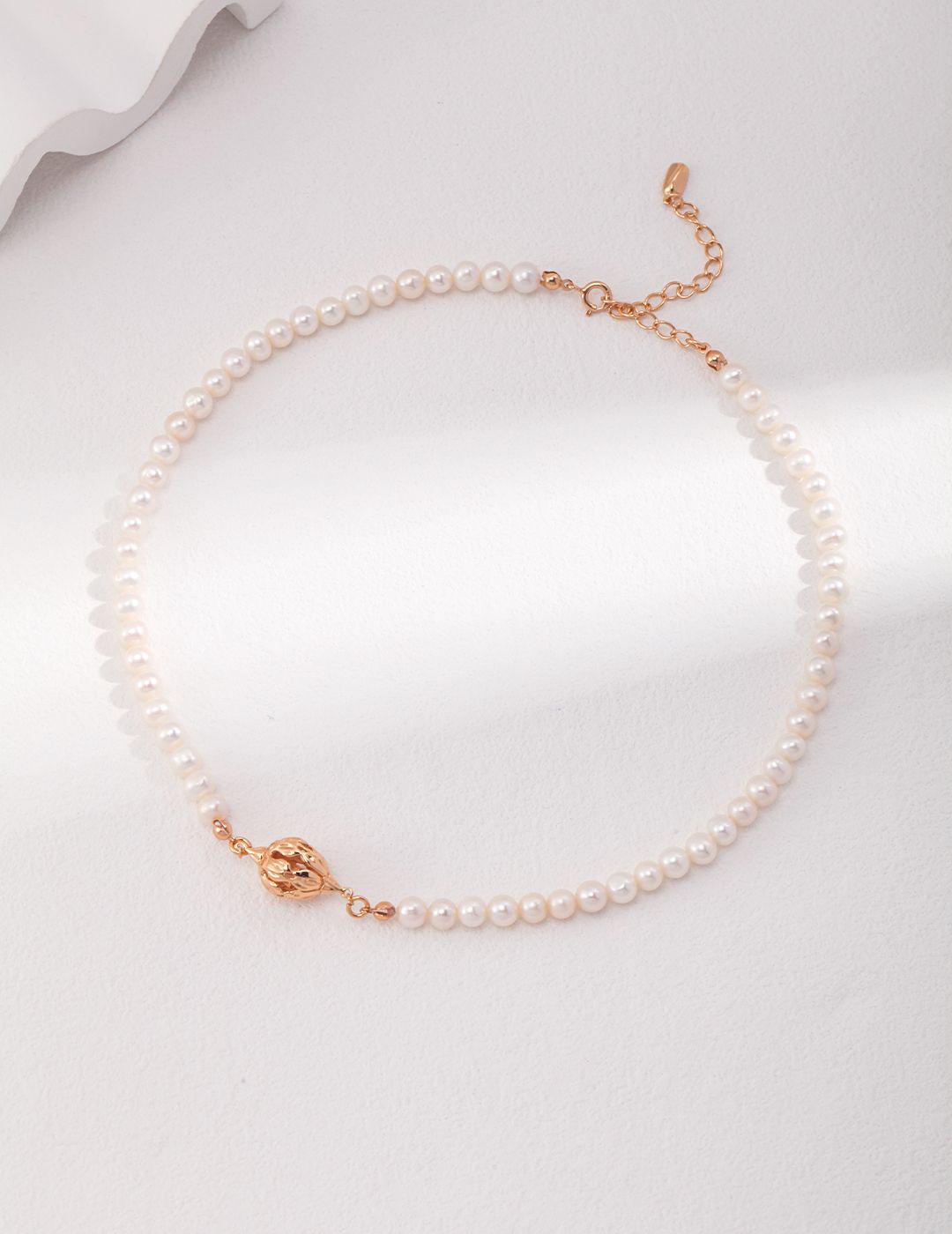 Floral Harmony Pearl Necklace