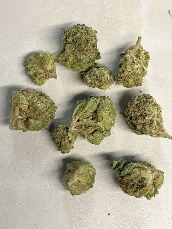 Flower- LA Kush Cake (Smalls)