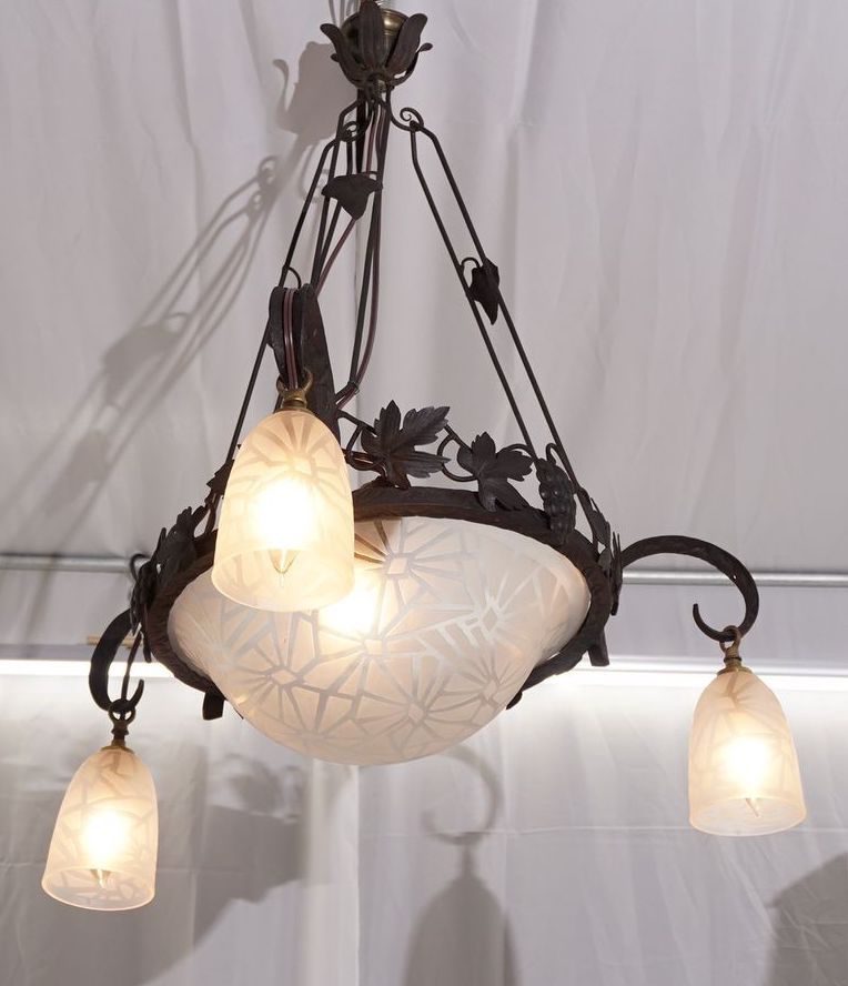 1920s French Art Deco Chandelier