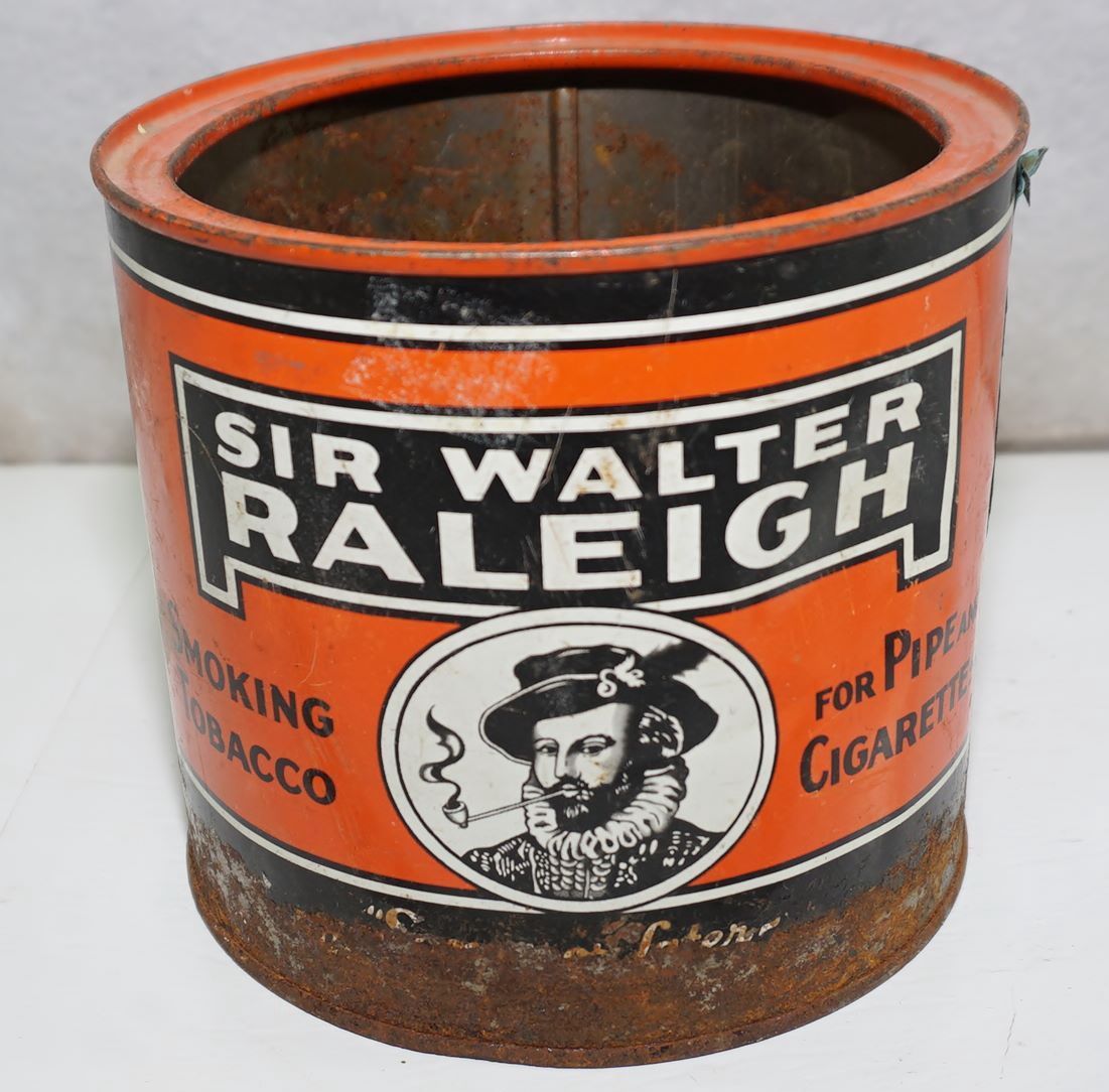 Sir Walter Raleigh Smoking Tobacco Tin 21487