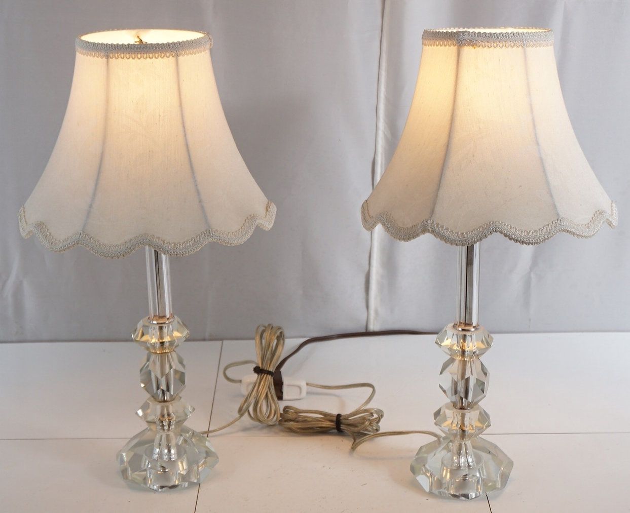 Vintage Hollywood Regency Style Crystal Boudoir Table Lamp with Scalloped Bell Shades 19" x 10.5"