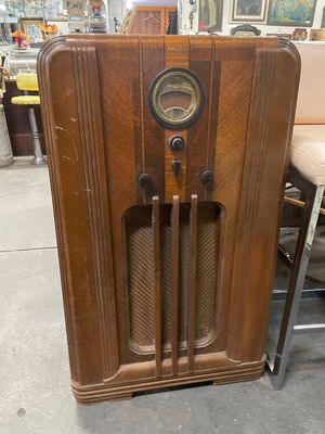1930s Philco Radio 39&quot; x 24.5&quot;