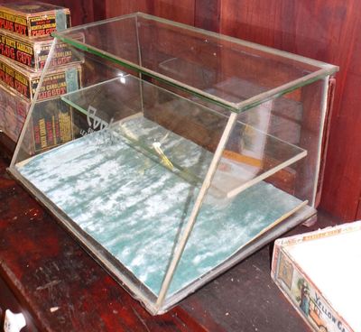 Cooks Small Glass Showcase 18&quot; x 9&quot; x 12&quot;