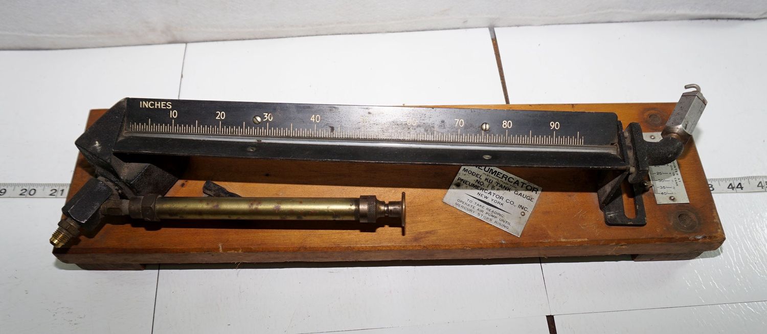 Vintage Pneumercator Model K U Tank Gauge