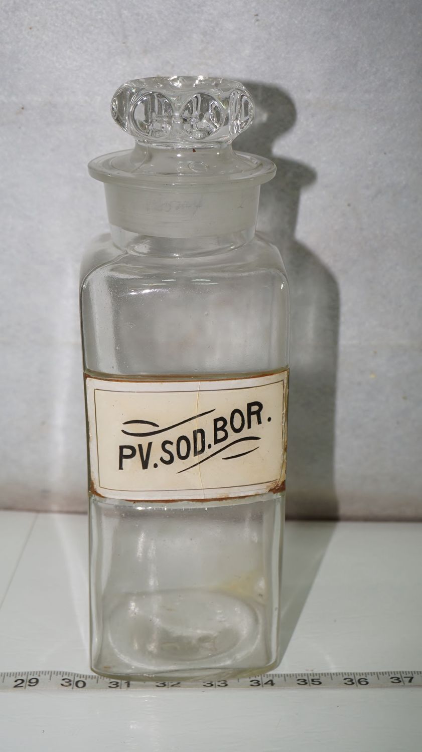 1890s Apothecary Bottle PV. Sod. Bor. 4.5" x 12"