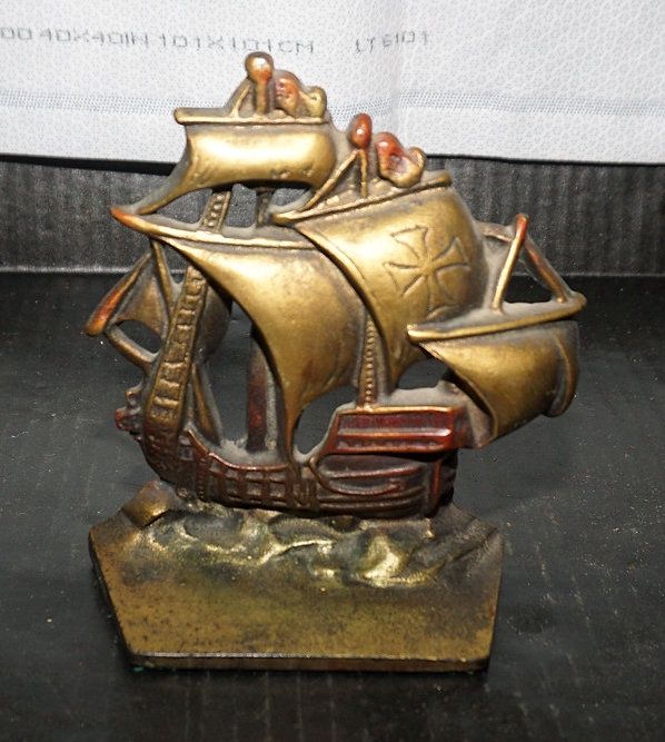 Cast Iron Single Galleon Bookend