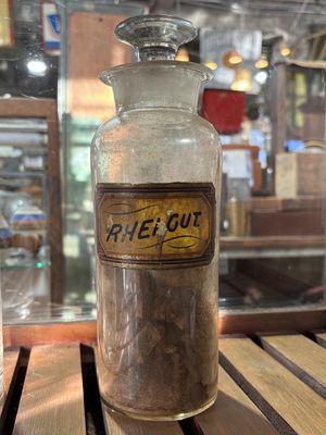 Vintage Apothecary Jar with Stopper - RHEI GUT
