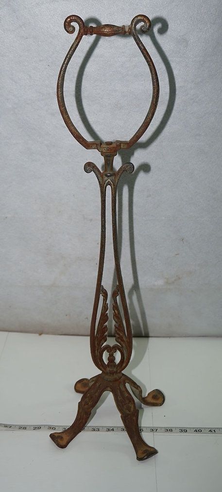 1920s Cast Iron Smoke Stand without Ashtray