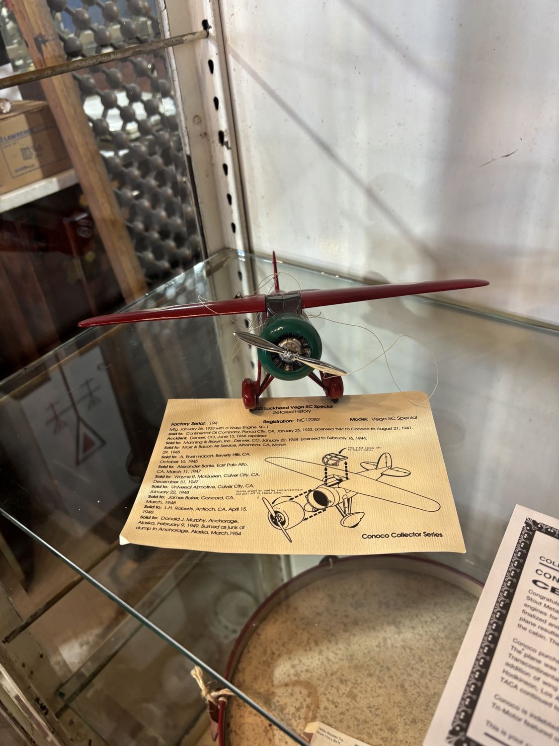 Conoco Collector Series  Lockheed Vega 5C