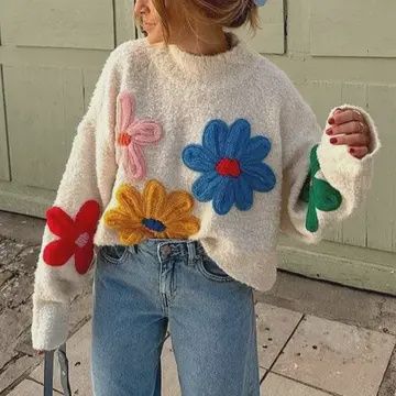 Floral Sweater, Pattern: White Multi Floral, Size: Sm