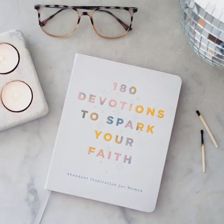 Devotional Books, Material: 180 Devotions