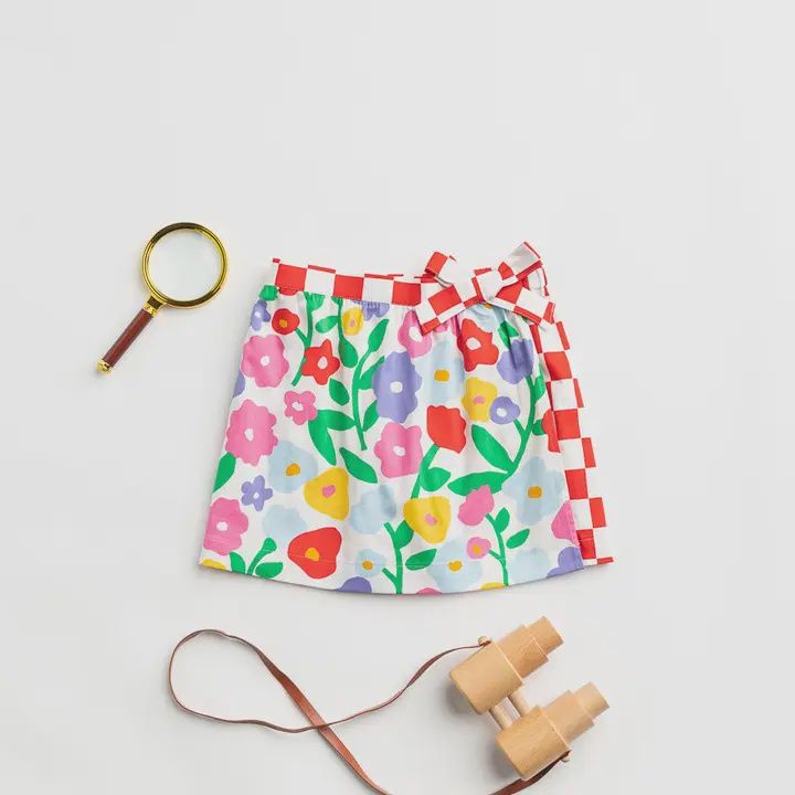 Girls Skort/Skirt, Pattern: Big Blooms, Size: Size 10