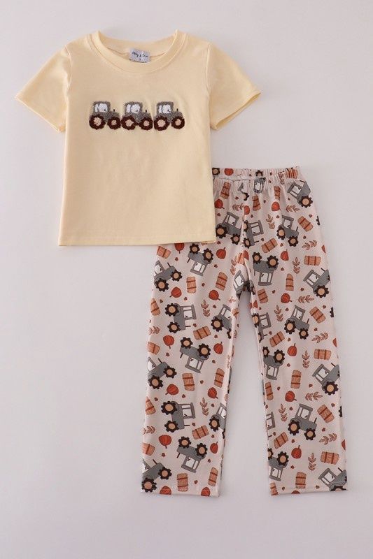 HD Boys 2 Piece Set, Pattern: Tractors, Size: 2T