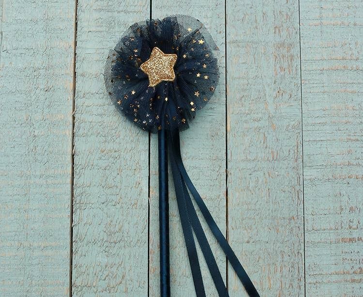 Tulle Gold Star Wand