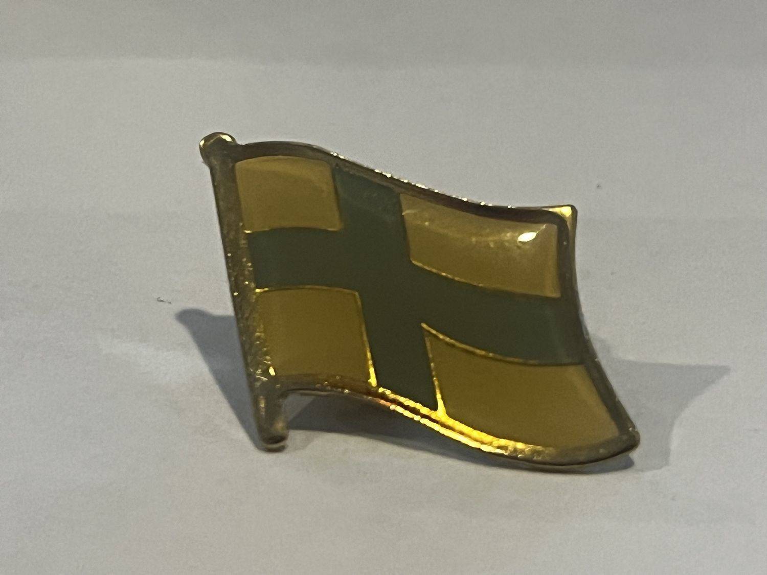 Finland Pin