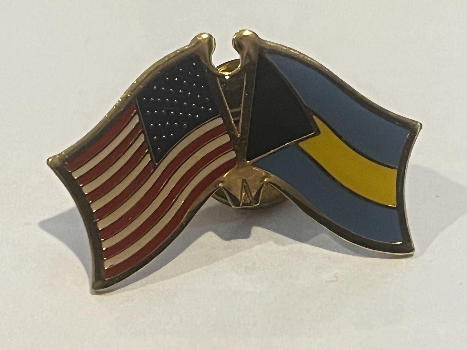 Bahamas / United States Pin