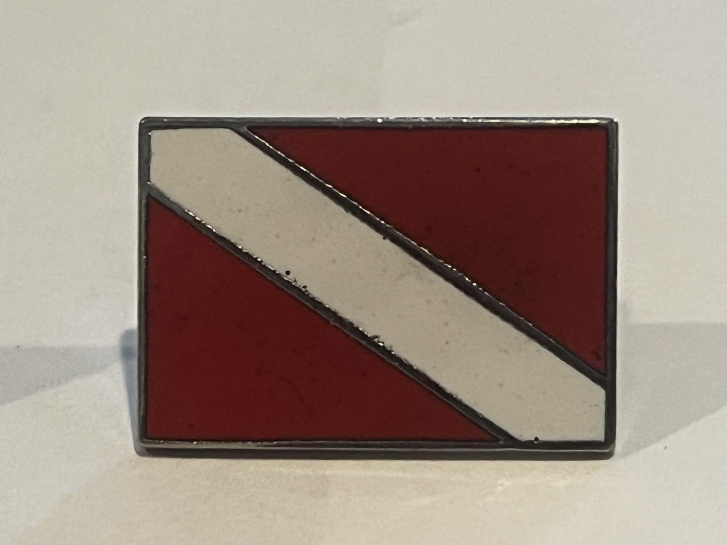 Diver Pin