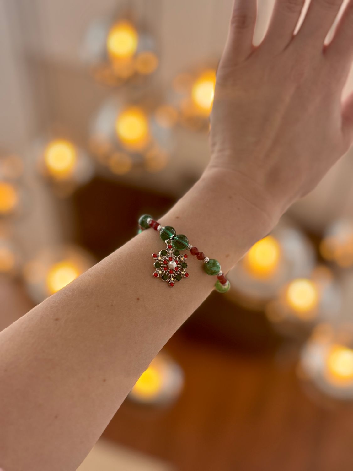 Rhea | Bransoletka na sznurku | Rubin