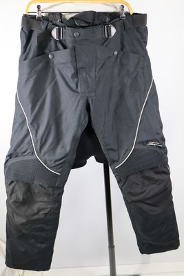 Polo Motorradhose Gr. XXXL Polyester Schwarz – Top Zustand, mit Hosenträger Polo Motorradhose Gr. XXXL Polyester Schwarz – Top Zustand, mit Hosenträger