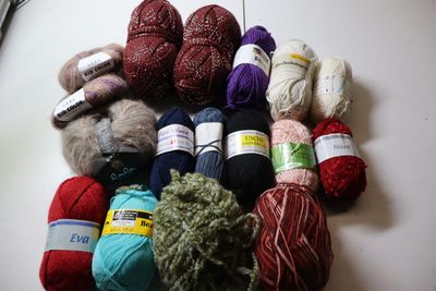 1kg Wollpaket verschiedene Materialien Wolle Wollreste siehe Bild Top Zustand 1kg Wollpaket verschiedene Materialien Wolle Wollreste siehe Bild Top Zustand