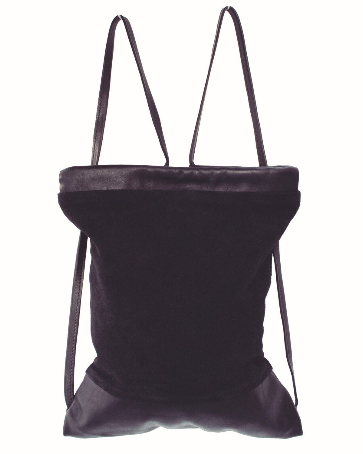 Damen Beuteltasche Rucksack schwarz Leder Neuwertig nachhaltig schlicht