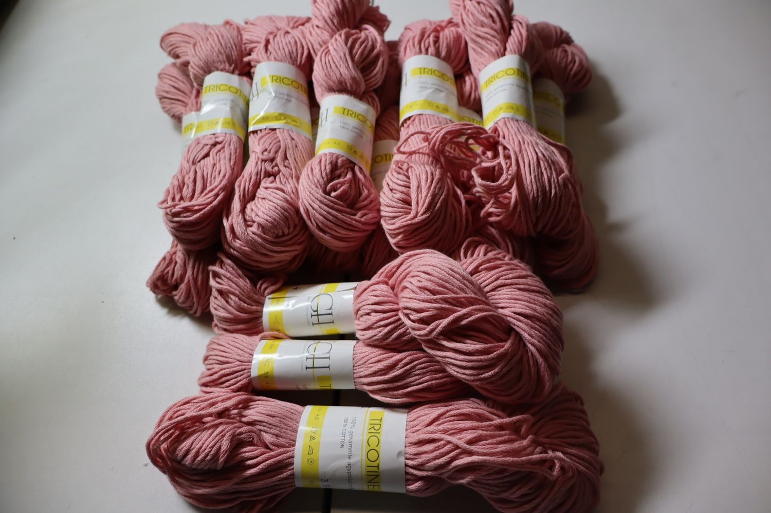 Tricotine Baumwollgarn – ca. 12 Stränge, ca. 600 g – rosé – 100% Cotton Konvolt