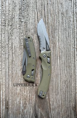 Microtech Amphibian RAM-LOK Manual Folder – Apocalyptic Part-Serrated Blade, OD Green G-10 Handle (137RL-11APFLGTOD)