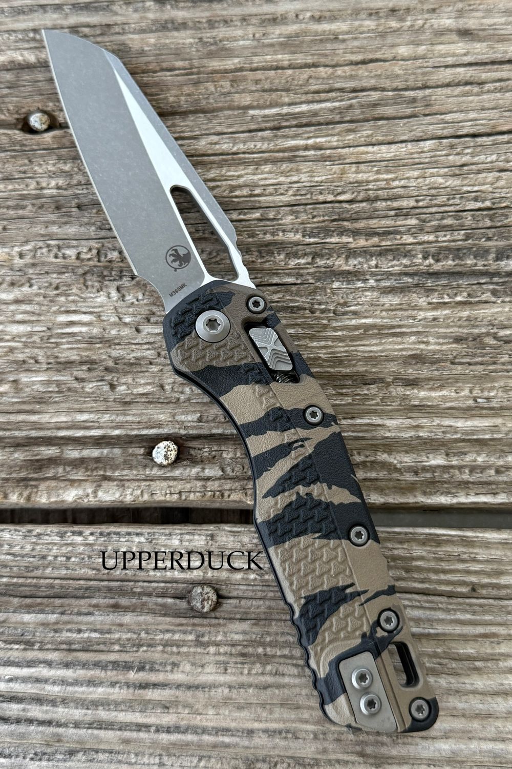 Microtech MSI Manual Folder Knife – Apocalyptic Blade, Tiger Camo Polymer Handle (210T-11APPMTRC)