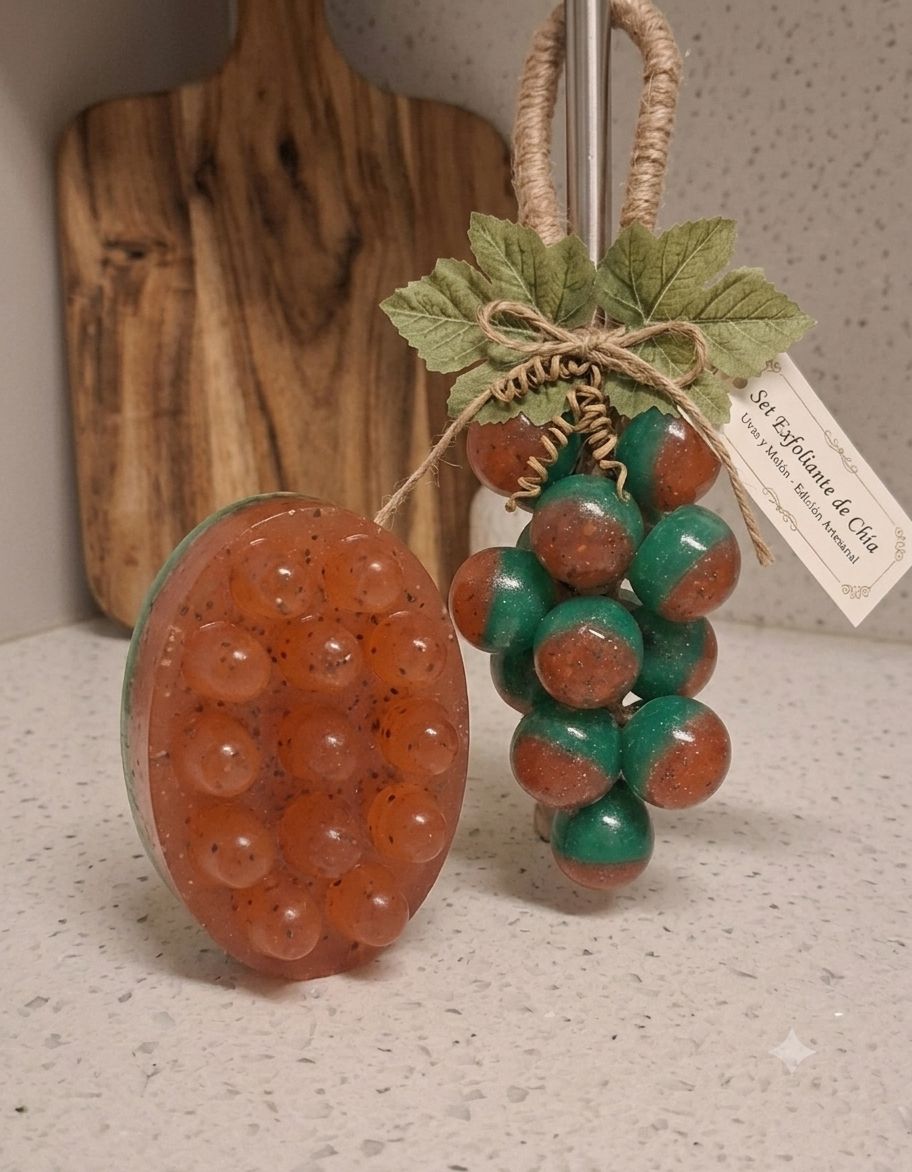 Melon &amp; Chia Handmade Set: Body and Hand Care 