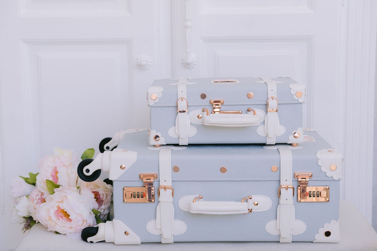 Floral Engraving Mini Luggage