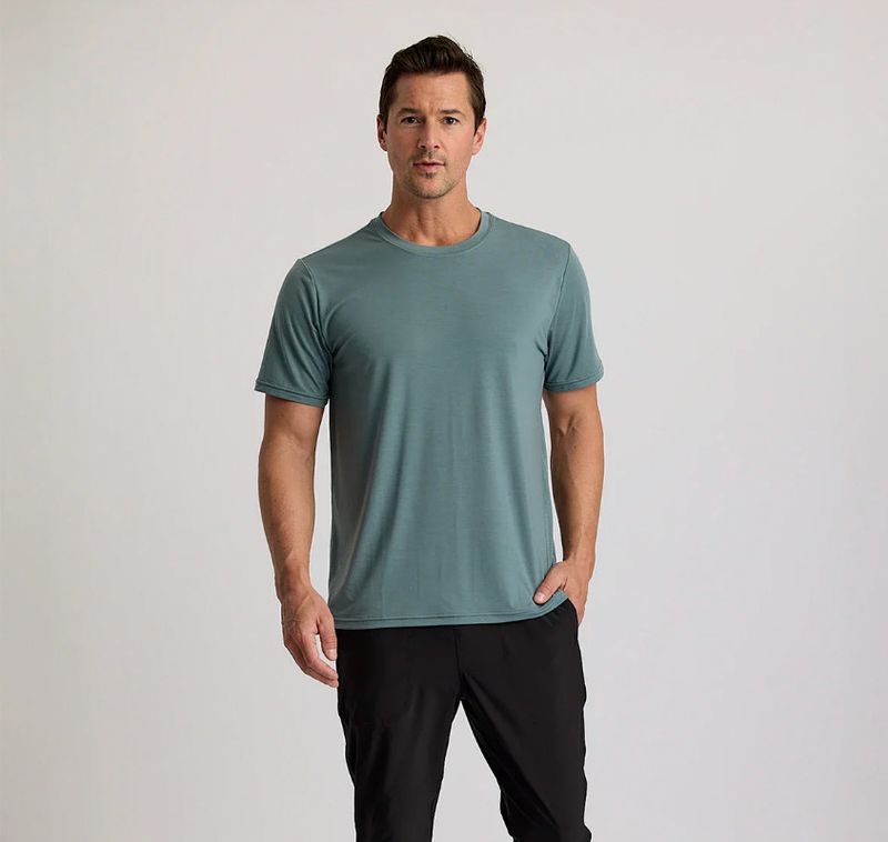 Men&#39;s Elevate Lightweight Tee Stormy Sea