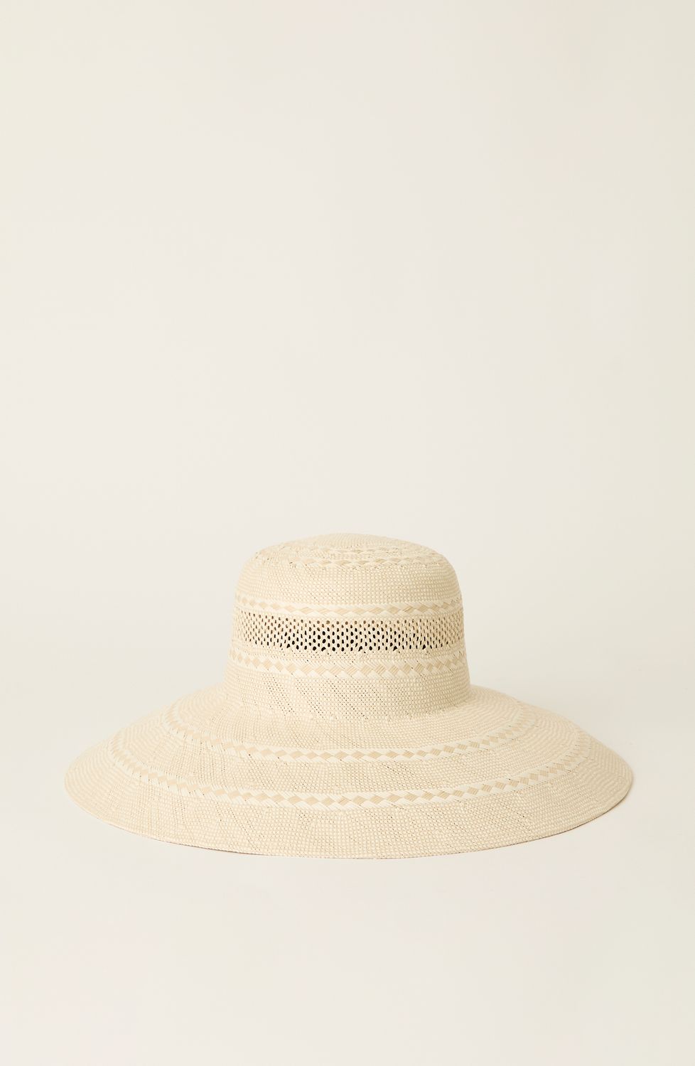 Btb Lola Sisal Cloche Natural White