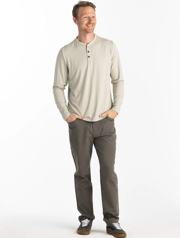 Men&#39;s Bamboo Flex Long Sleeve Henley Sandstone