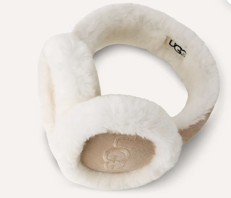 W&#39;s Sheepskin Embroidery Earmuff Sand