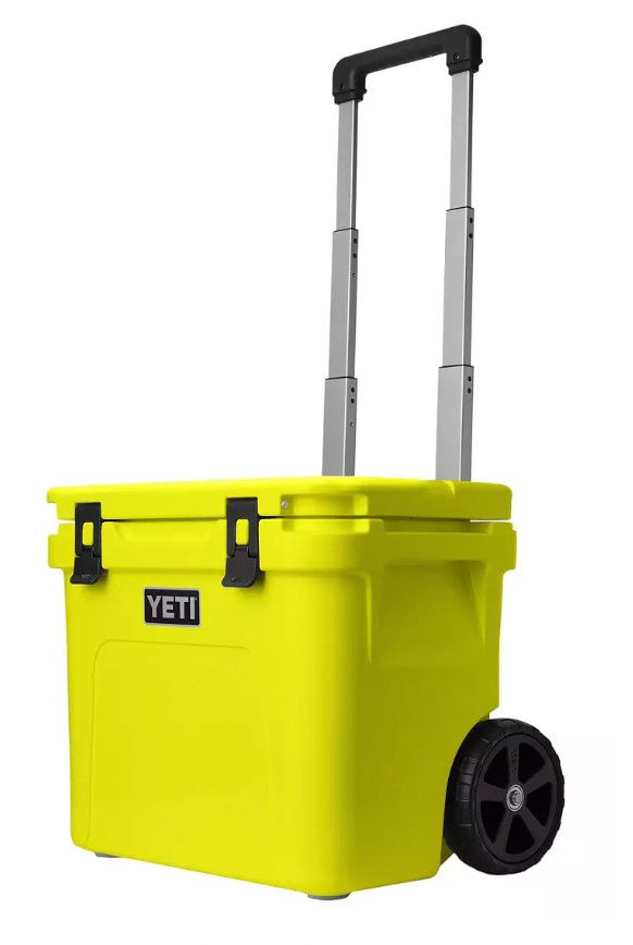 Roadie Wheeled Cooler