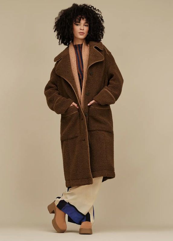 Women&#39;s Sema UGGfluff Coat Deep Nutmeg